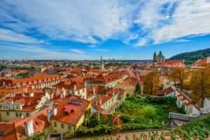 Vedení Prahy chce zvýšit nájmy v tisících městských bytů